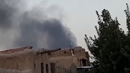 طالبان تسيطر على مزيد من الأراضي الأفغانية وغارة أميركية تستهدفها