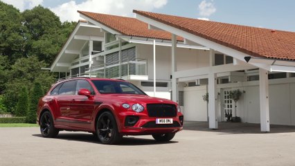 The new Bentley Bentayga Hybrid Design in Dragon Red