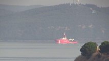 Son dakika haberleri! ÇANAKKALE - Yangın bölgelerine destek için yola çıkan Nene Hatun Acil Durum Müdahale Gemisi Çanakkale Boğazı'na ulaştı