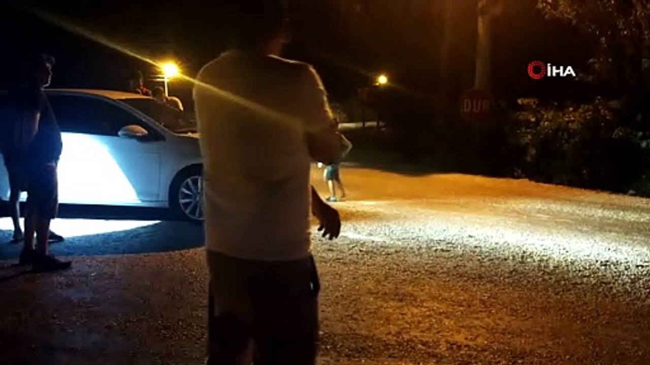 Mahallenin giriş ve çıkışlarında nöbet tutmaya başladılar