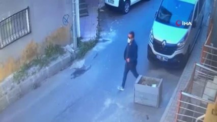 İş yerlerinde duvara delik açıp 130 bin TL'lik saati çaldılar