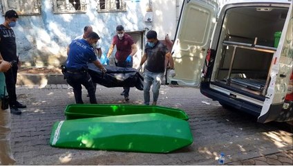 Son dakika haberleri | Husumetli 3 kişi arasında çıkan kavgada kan aktı: 1 ölü, 1 yaralı