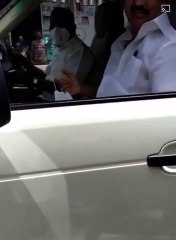 Tamilnadu Chief Minister removes face mask on the request of a woman