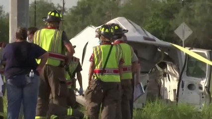 Al menos 10 migrantes mueren en un choque al sur de Texas