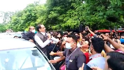 एक लाख 30 हजार की लागत से घर बनवाएंगे
