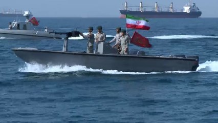 غانتس يكشف عن استعداد إسرائيل لمهاجمة إيران عسكريا