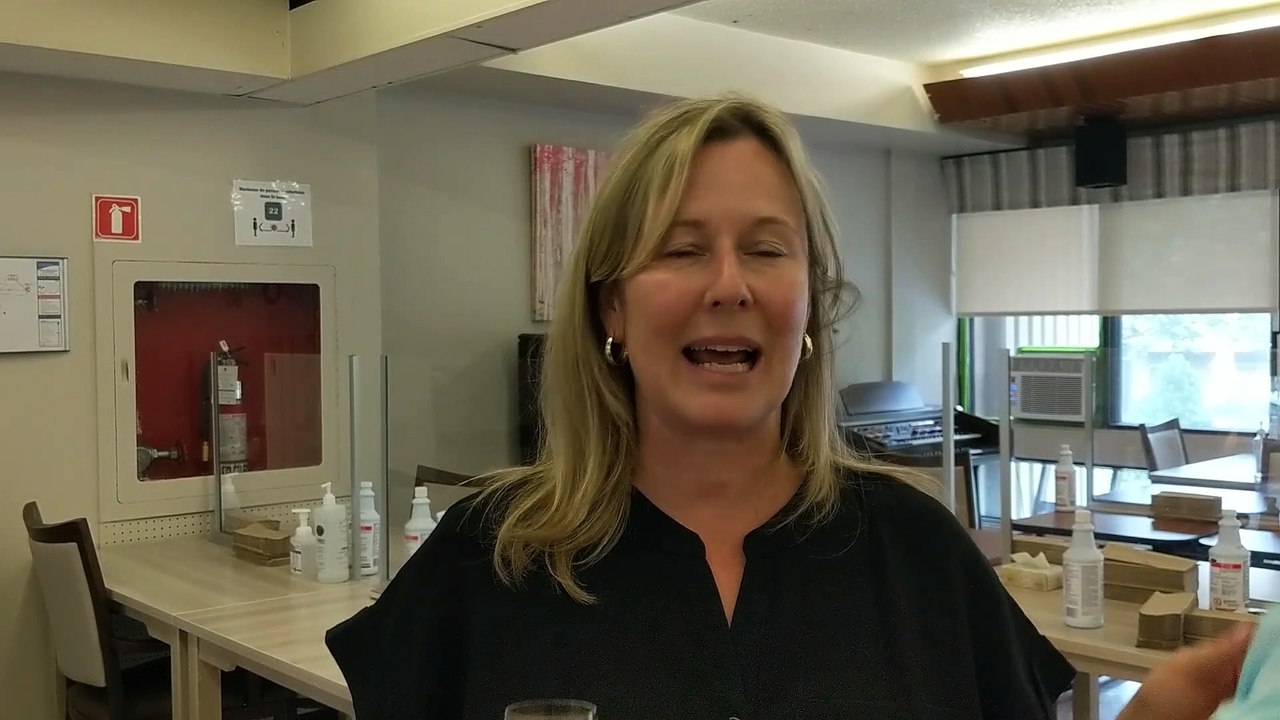 Isabelle Émond témoigne de sa proximité avec sa grand-mère (Le Reflet - Vicky Girard)