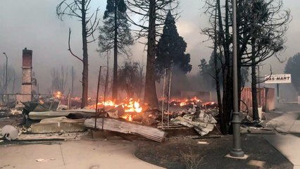 Incêndio Dixie devasta cidade na Califórnia