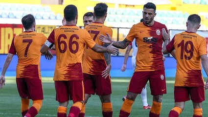 Galatasaray'da St.Johnstone maçının ilk 11'i belli oldu! Yeni transferler görücüye çıkıyor