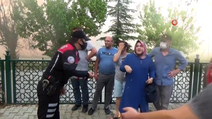 Bolu’da bitişik 4 apartmanın çatıları alev alev yandı