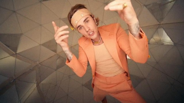 The Making Of Justin Bieber's Peaches With HARV | Deconstructed