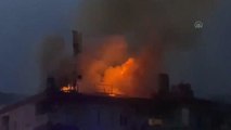 Son dakika haberleri! KAHRAMANMARAŞ - Binanın çatı katında çıkan yangın söndürüldü