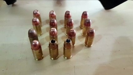 PM aborda Porsche no São Cristóvão, detém motorista e apreende pistola com munições
