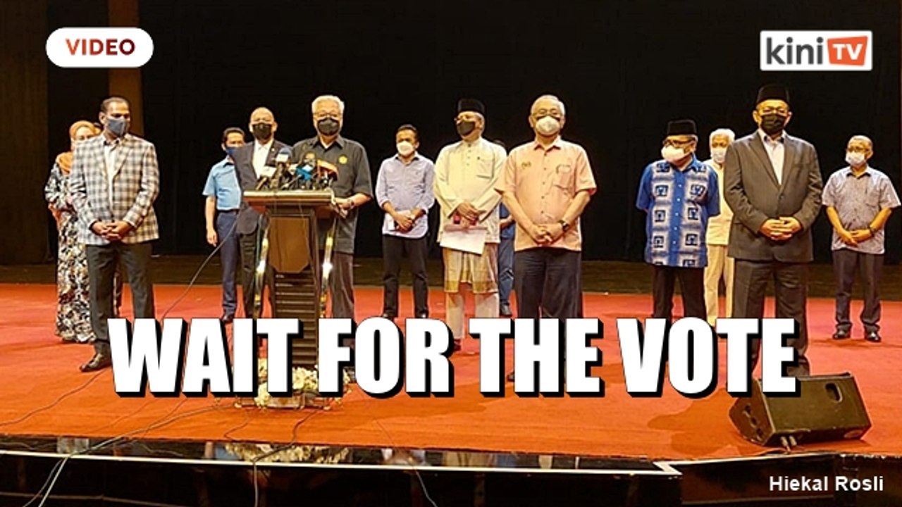 Ismail comes to Muhyiddin's rescue, blasts 'treasonous' critics