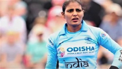 What did Gurjeet Kaur's mother say for women hockey team?