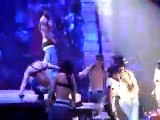 Britney Spears Womanizer Shock by Crazy Fan Jump on Stage