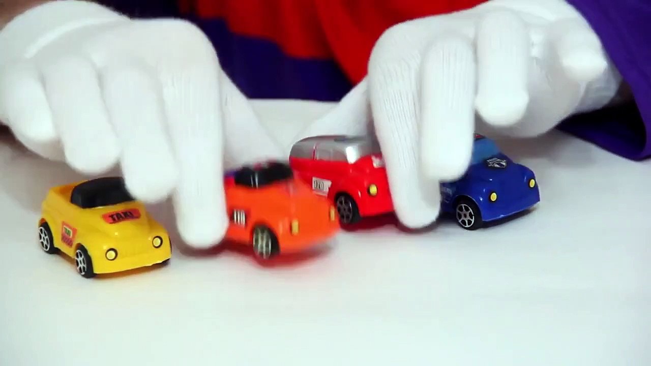 Dima der lustige Clown - Spass mit Lokomotive und Autos - Tolle Kindervideos!