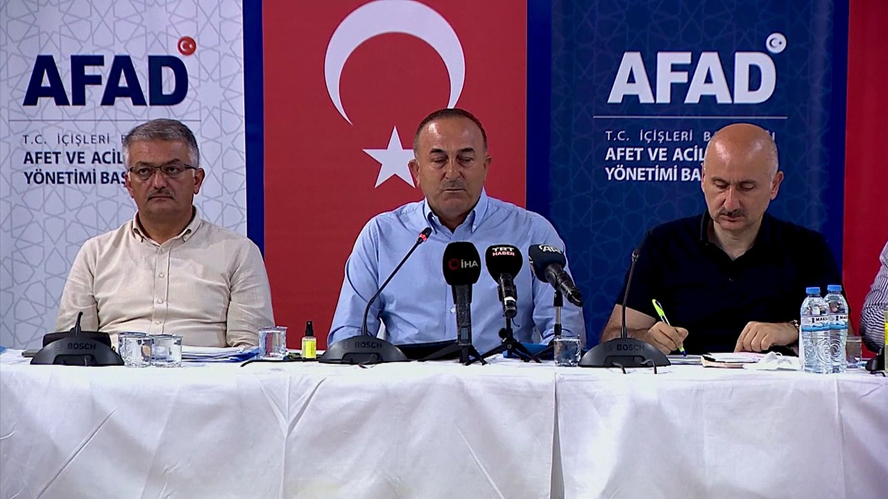 La Grèce et la Turquie toujours en proie aux flammes