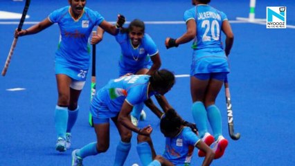 Shah Rukh Khan consoles women's hockey team after loss, lauds them for inspiring nation