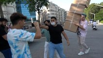 ÖZEL) TikTok fenomeni Semih Varol'dan Taksim Meydanı'nda tepki çeken şaka