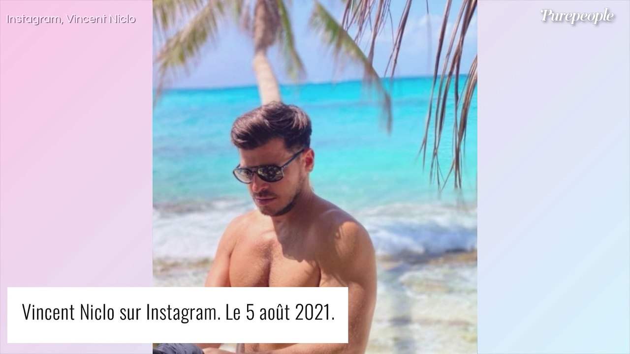 Vincent Niclo torse nu et musclé : le séduisant chanteur fait tomber la chemise !