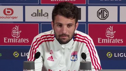 OL - Dubois : "Bosz est quelqu'un de rigoureux"