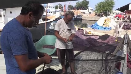 Karadenizli balıkçılar "vira bismillah" demek için gün sayıyor