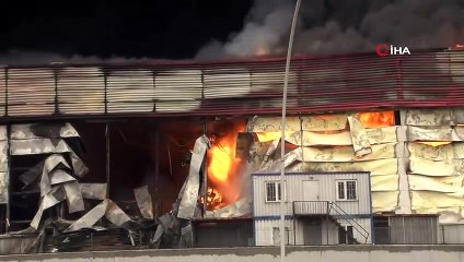 Esenyurt'ta lojistik deposunda büyük yangın