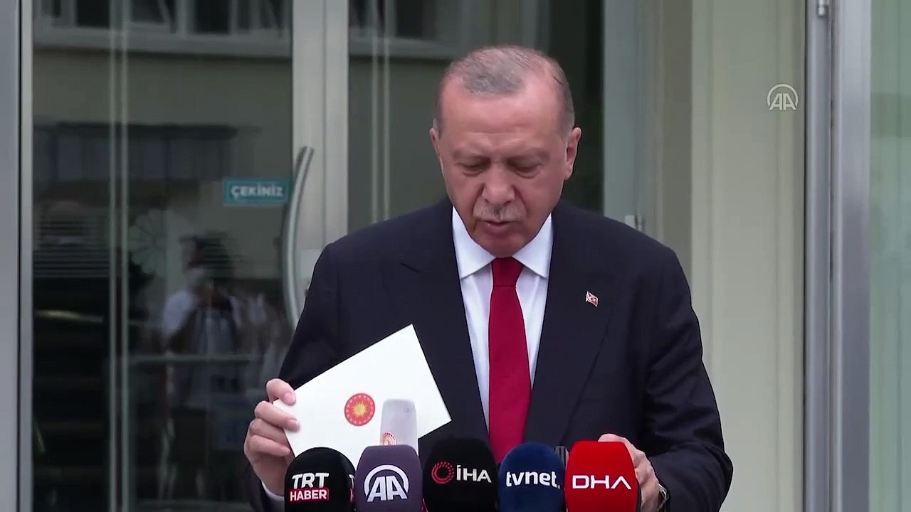 Erdoğan: Yangın bölgesine görevli olmayanlar alınmayacak