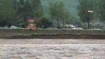 Kuzey Kore'yi sel vurduEvler ve tarım arazileri sular altında kaldı, köprüler hasar gördü