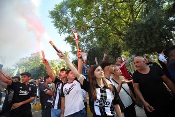 Beşiktaş kafilesi hazırlık maçı için Adana'da