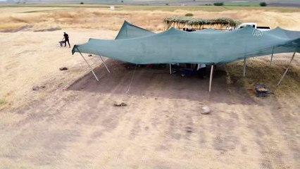 KAHRAMANMARAŞ - Dünyanın en geniş höyük yerleşim alanlarından Domuztepe'de kazılar başladı