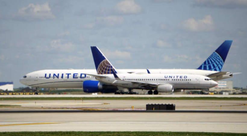 United Airlines to Require Vaccines for All Employees