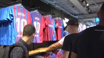 La camiseta de Messi todavía se vende en las tiendas oficiales del club