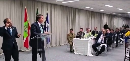 Bolsonaro: 'É muito fácil impor uma ditadura no Brasil'
