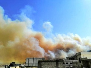 Suriye'deki orman yangını yerleşim bölgelerine yaklaştı