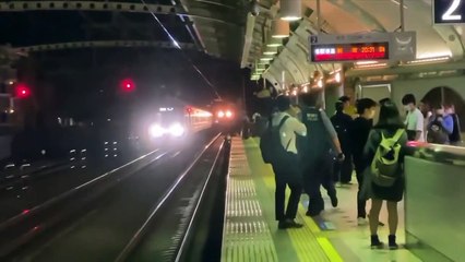 Ιαπωνία: Επίθεση με μαχαίρι στον προαστιακό του Τόκιο