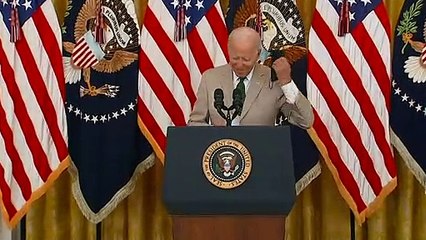 Desemprego cai para 5,4% nos EUA