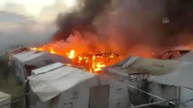 Son dakika haber: ŞANLIURFA - Boş çadır kentte çıkan yangın itfaiye ekiplerince söndürüldü