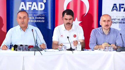 Çavuşoğlu: Antalya'daki yangınlar İbradı ilçesi hariç söndürüldü