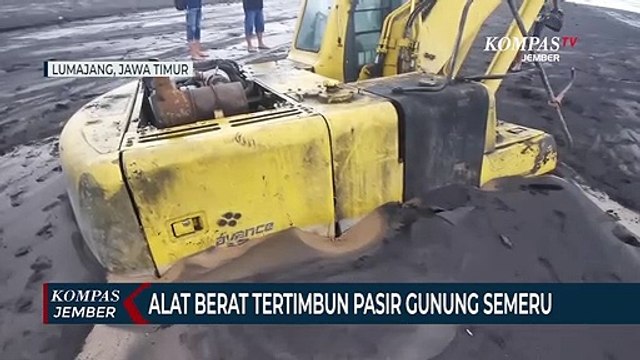 Alat Berat Tambang Pasir Tertimbun Material Banjir Hajar Hujan Gunung Semeru
