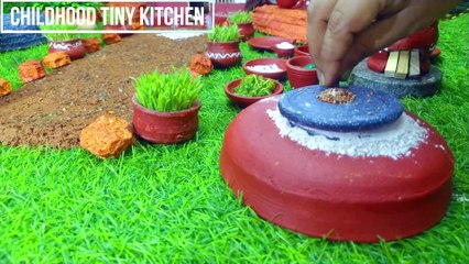 #RAGGIROTI#KARNATAKASPECIAL#ROTI HOW TO MAKE RAGGI ROTI Finger millet Roti ||VILLAGE STYLE||