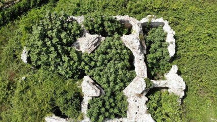 Defineciler bu kez 600 yıllık hamamı hedef aldı