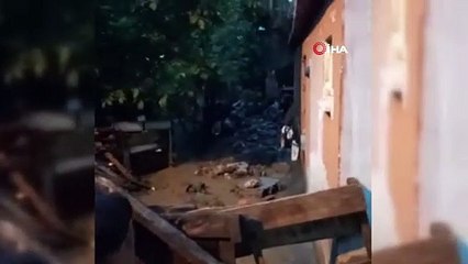 Bursa’da sel vatandaşları uykuda yakaladı