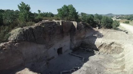 AFYONKARAHİSAR - Frigya'daki kurtarma kazısında "Maltaş Tapınağı" gün yüzüne çıktı