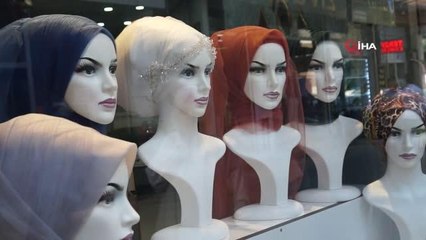 İki kadın girişimci hayal ettikleri tasarım atölyesini kurdu