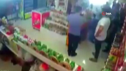 Son dakika haberleri... 'Müşteri çalma' tartışması kavgaya döndü, onlar kameraya böyle yansıdı