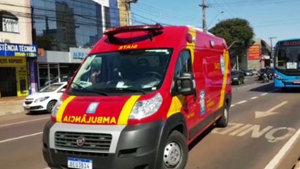 Durante colisão envolvendo ônibus e automóvel no Centro, grávida acaba ficando ferida e é encaminhada ao HU