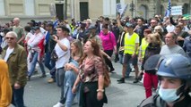 Францию охватили акции протеста против 
