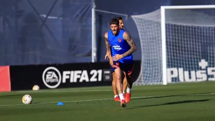 Simeone duda en su once para el debut liguero